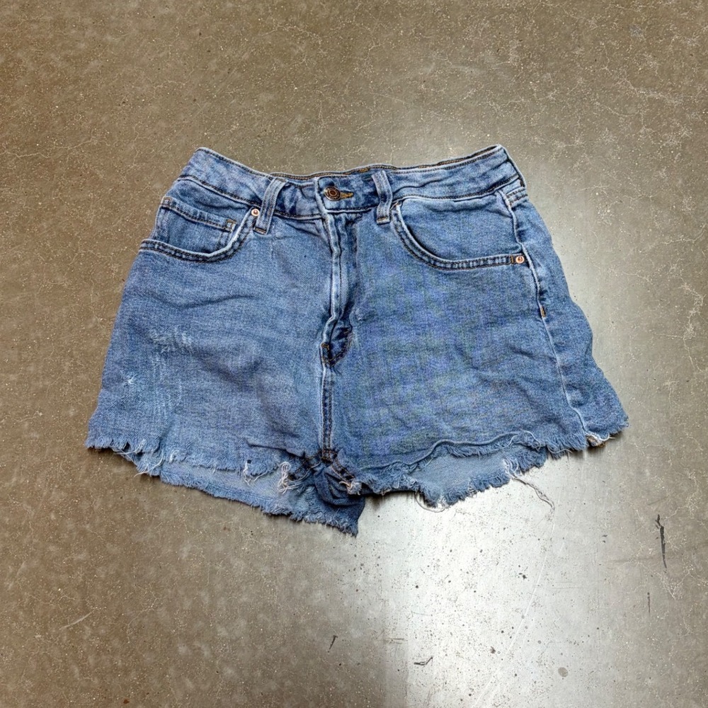 Wild Fable Womens Highest Rise Mom Shorts Light Wash Blue Denim Size 4